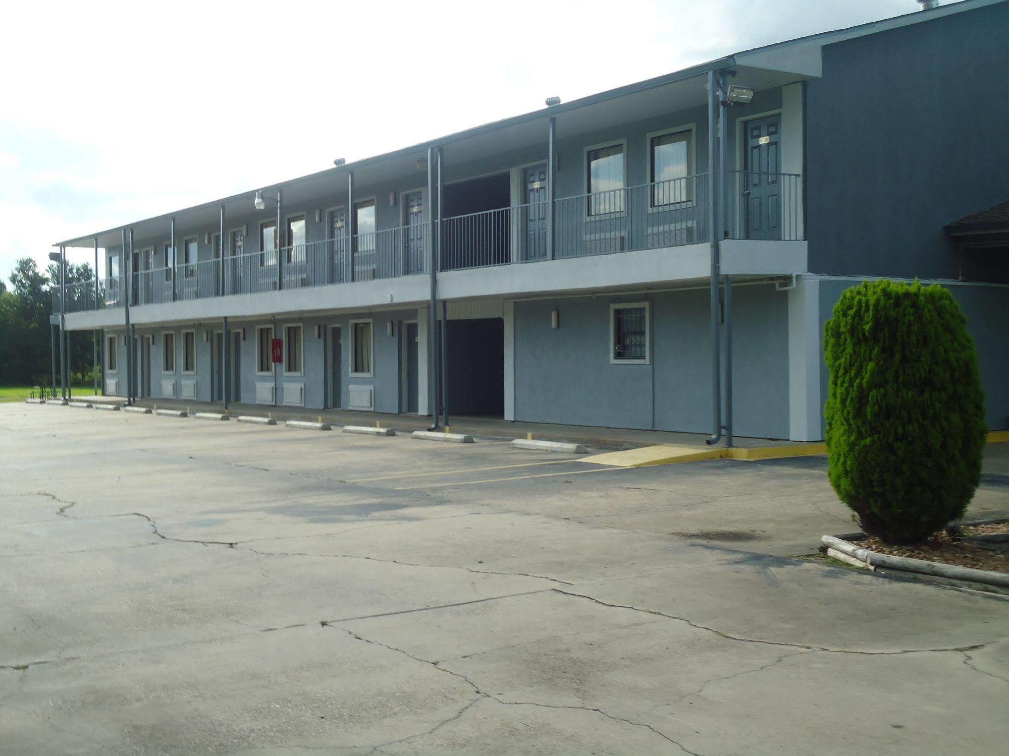 Super 6 Inn Carencro ภายนอก รูปภาพ